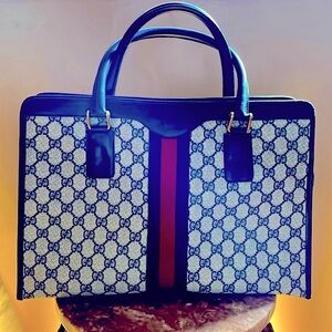 🪬Gucci Monogram Satchel🪬